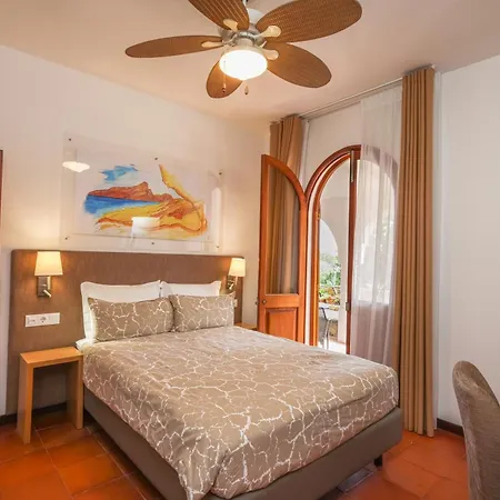 Theresia'S Porto Santo Exterior photo